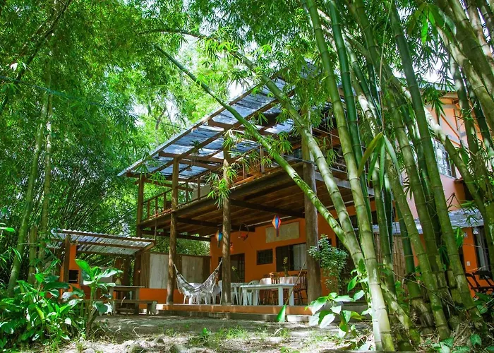 Portal do Sabiá Maresias